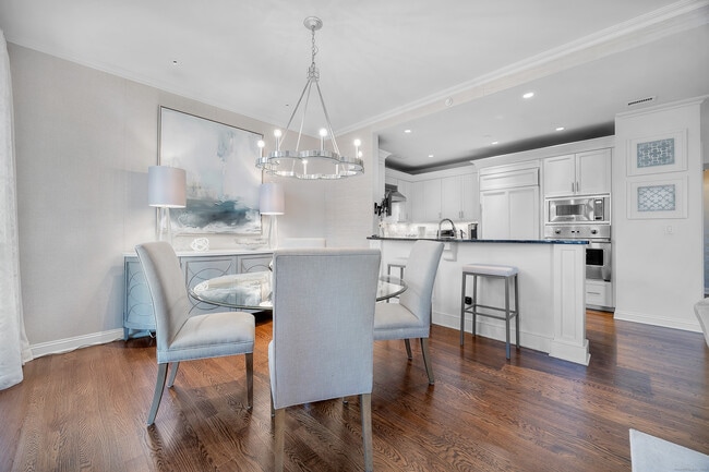 Foto del edificio - 100 Parrott Drive