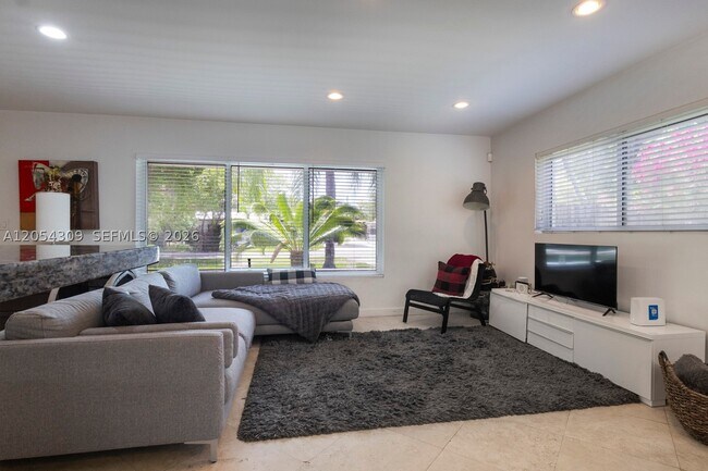 Foto del edificio - 8315 SW 62nd Pl