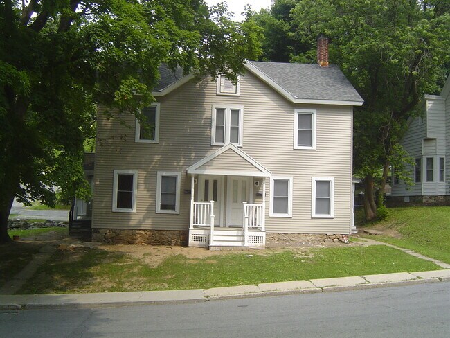 Foto del edificio - 302 Silver St