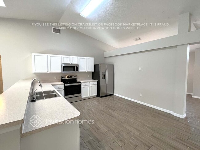 Foto del edificio - 5341 NW Aloha St