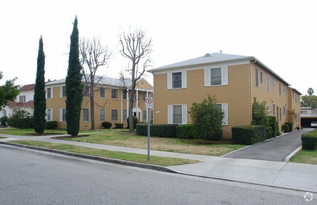 Dixon Delano Apartments