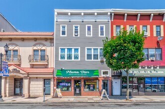 Building Photo - 419 Broadway