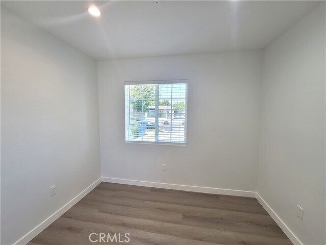 Foto del edificio - 20520 Mandell St
