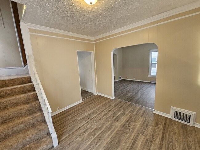 Building Photo - 3788 W 34th St