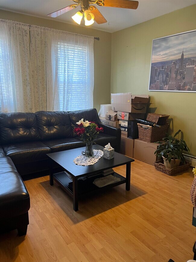 Foto del edificio - 405 AVENUE E