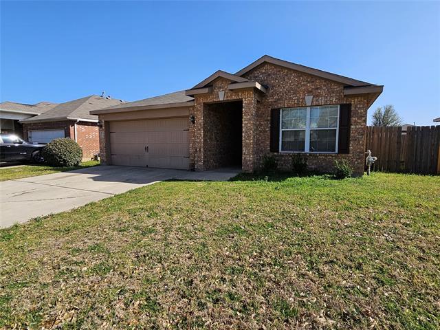 Primary Photo - 629 Lazy Crest Dr