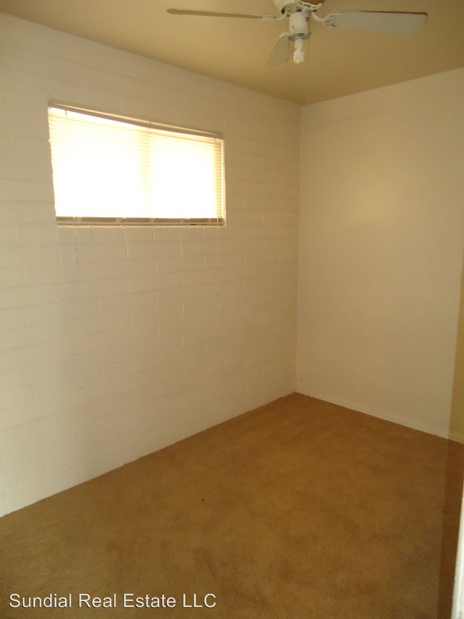 Foto del edificio - 10250 N 13th Ave