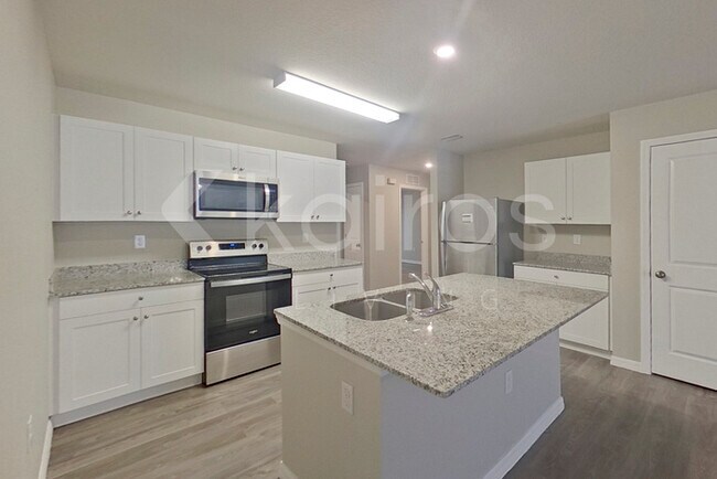 Building Photo - 18326 Gibraltar Ln