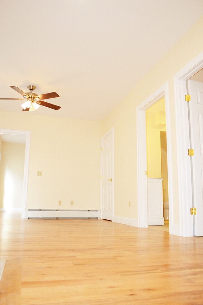 Photo - 87 North St Apartment