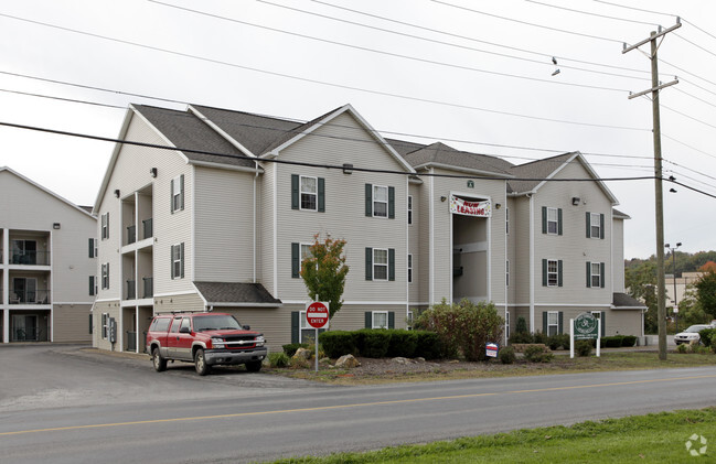 Building Photo - South Rock Apartments
