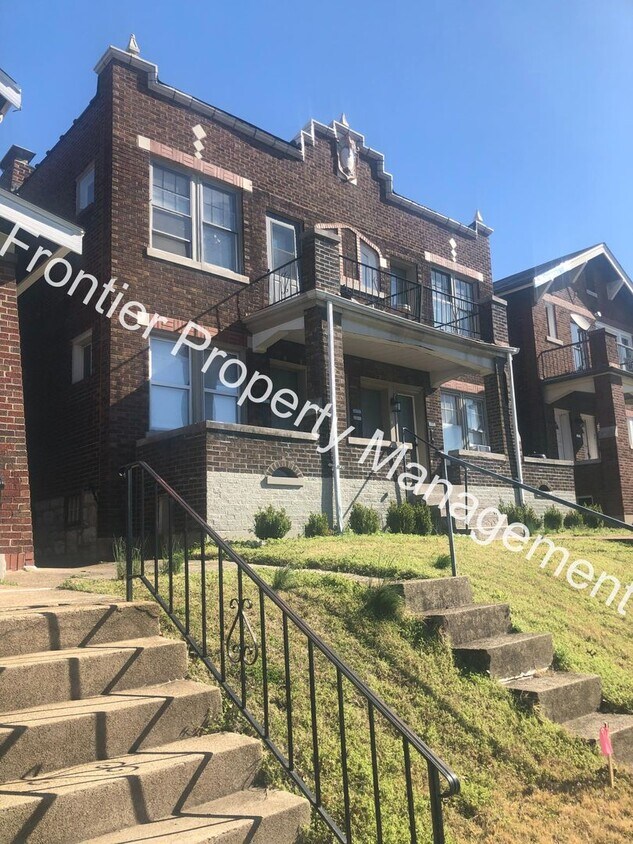 Foto principal - 3923 Keokuk St