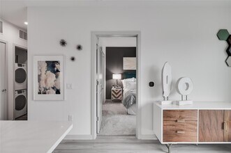 Building Photo - 3636 W Dallas St