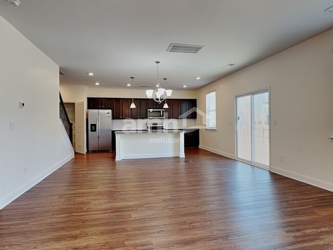 Building Photo - 2132 Laurel Vlg Cir