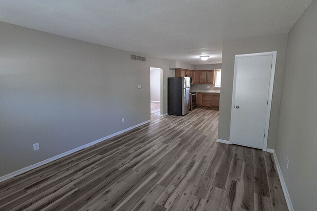 Building Photo - 3415 Balboa Ln