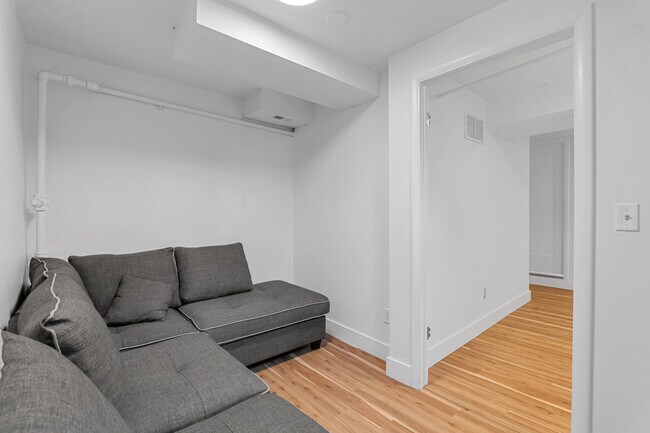 Foto del edificio - 1543 Binford St