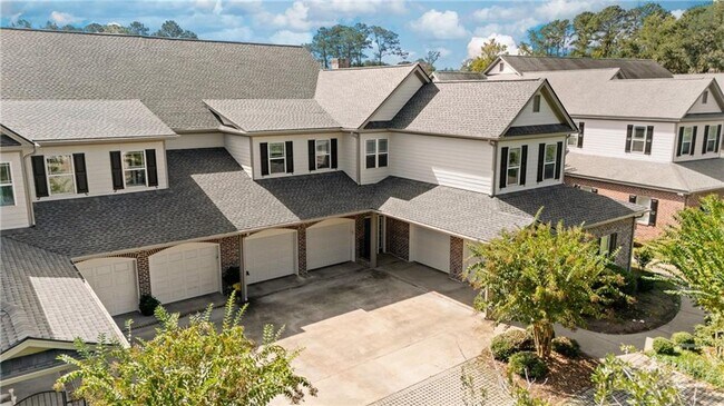 Foto del edificio - Richmond Hill 3 Bedrooms 2 1/2 Baths with Lagoon View, Screened Porch and Amenities