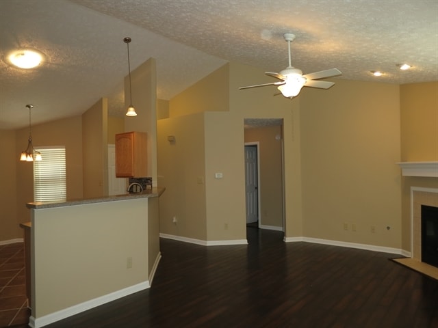 Foto del edificio - 9013 Scoter Ct