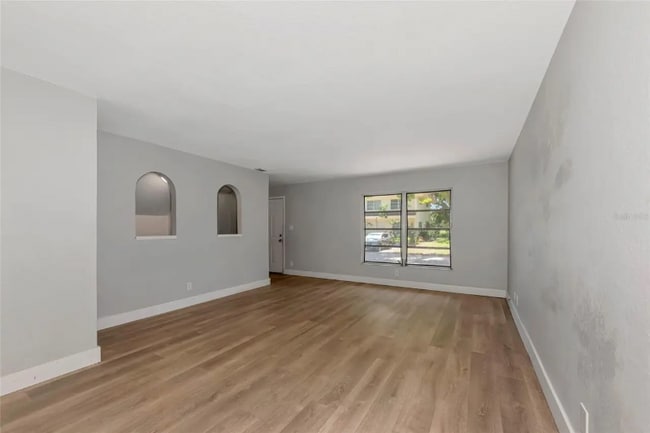 Foto del edificio - 405 Barlow Ave