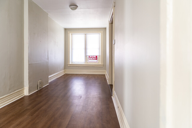 Foto del edificio - 600 N 6th St