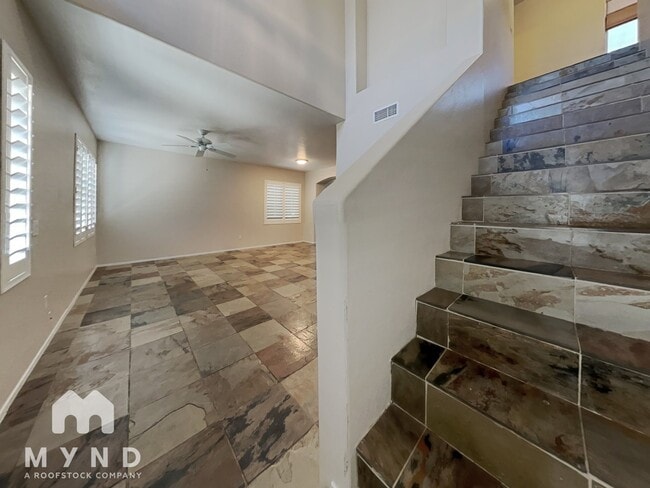 Building Photo - 3003 W Perdido Way