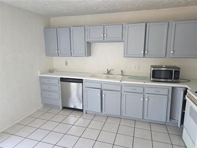 Foto del edificio - 637 Sinclair Dr