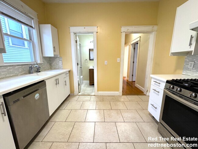 Foto del edificio - 24 Weld Hill St