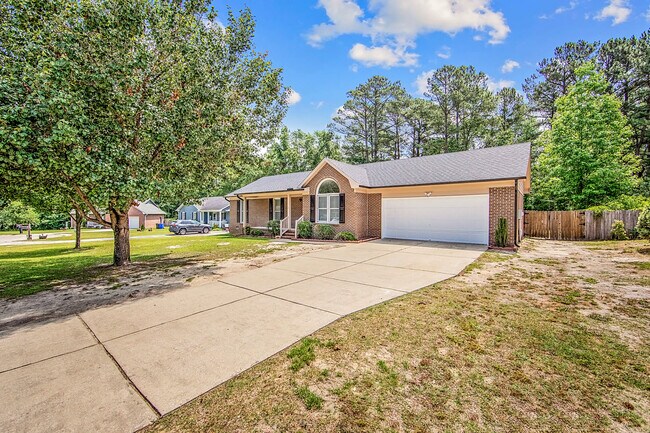 Building Photo - 2713 Leabrook Dr