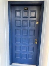 Building Photo - 10825 SW 112th Ave