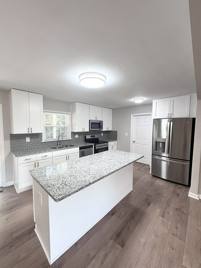 Building Photo - Waterfront Living in Chesapeake – Serene Views & Prime Location