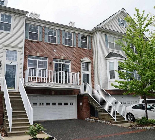 Building Photo - 3 Atlas Ct
