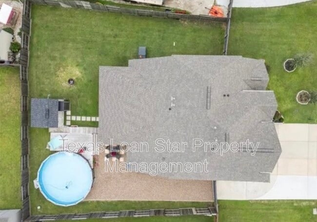 Building Photo - 9518 Franklin Dr