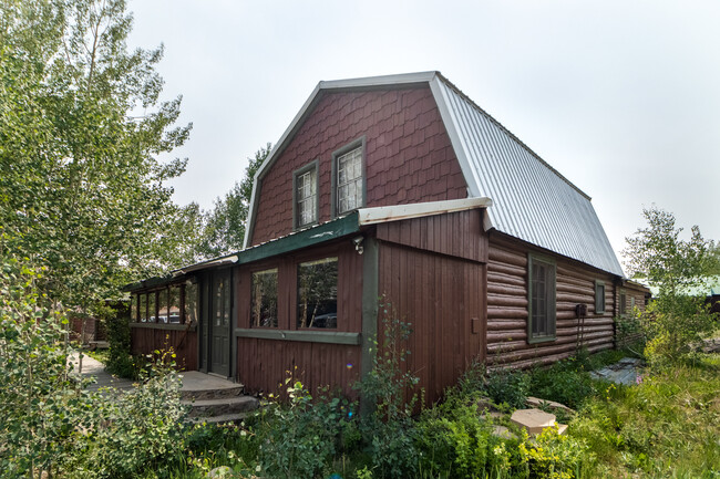 Building Photo - 325 Vine Street