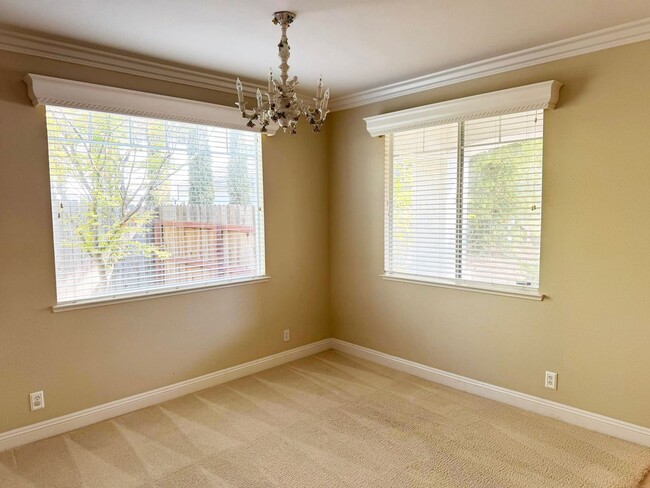 Building Photo - Home for Rent in Carmichael, CA