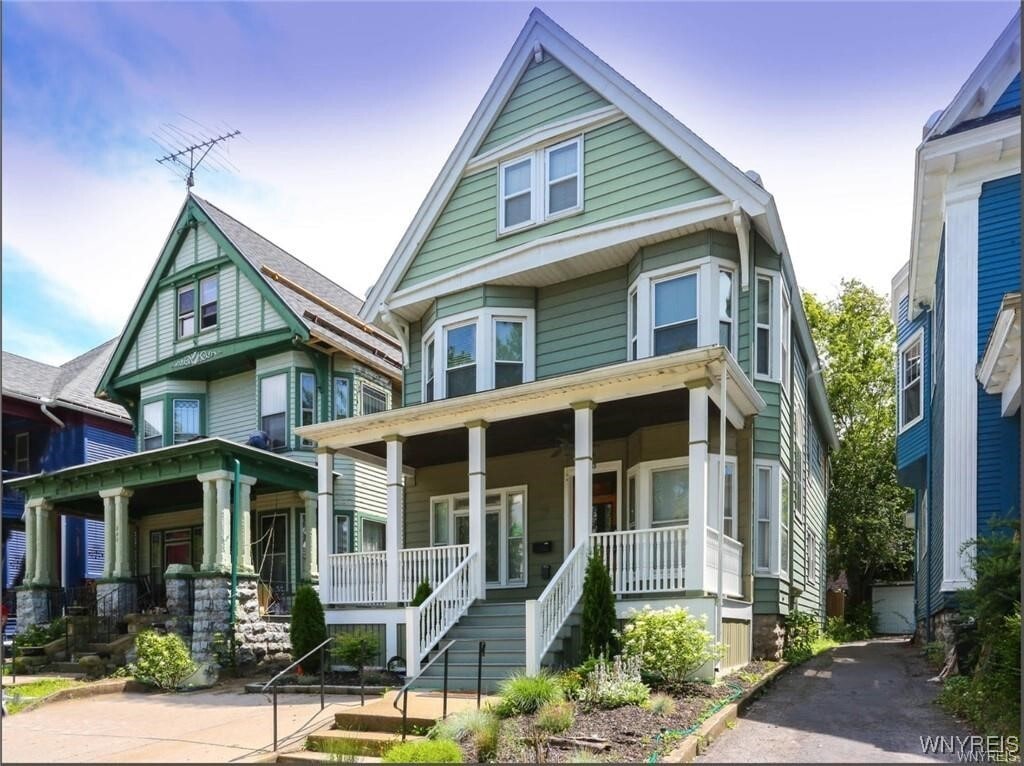 Foto principal - 333 Lafayette Ave