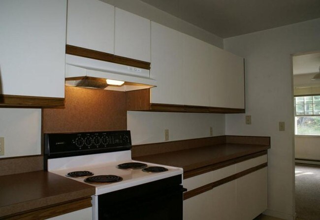  - 43-45 E Bagnall Rd