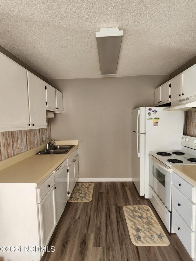 3309 Bridges St Unit A22, Morehead City, NC 28557 Condo for Rent in