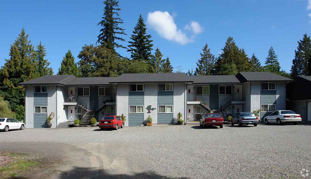 Primary Photo - Bondwood Apts.