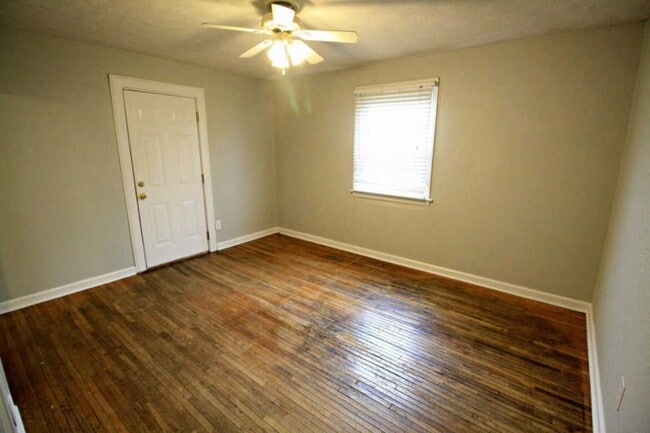 Second downstairs bedroom - 3449 Beulah Rd
