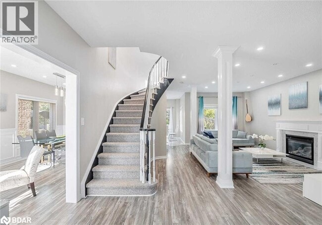 Building Photo - 17 Silver Trail