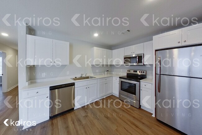 Building Photo - 19 Cottage Grove Dr.