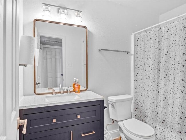 Foto del interior - Whispering Pines Apartment Homes
