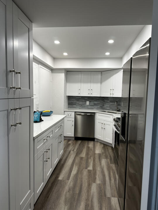 Building Photo - 2425 Presidential Way