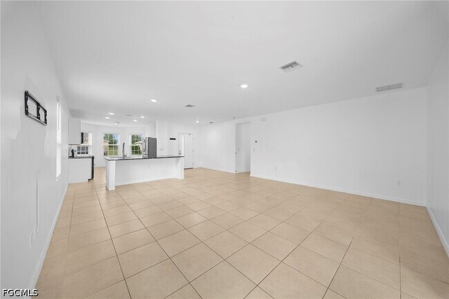 Building Photo - 10464 Canal Brook Ln