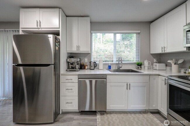 Foto del edificio - 10617-10617 10th Ave Ct S
