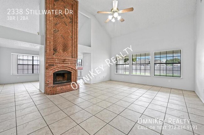 Foto del edificio - 2338 Stillwater Dr