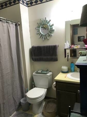 Building Photo - 2810 Grand Ave