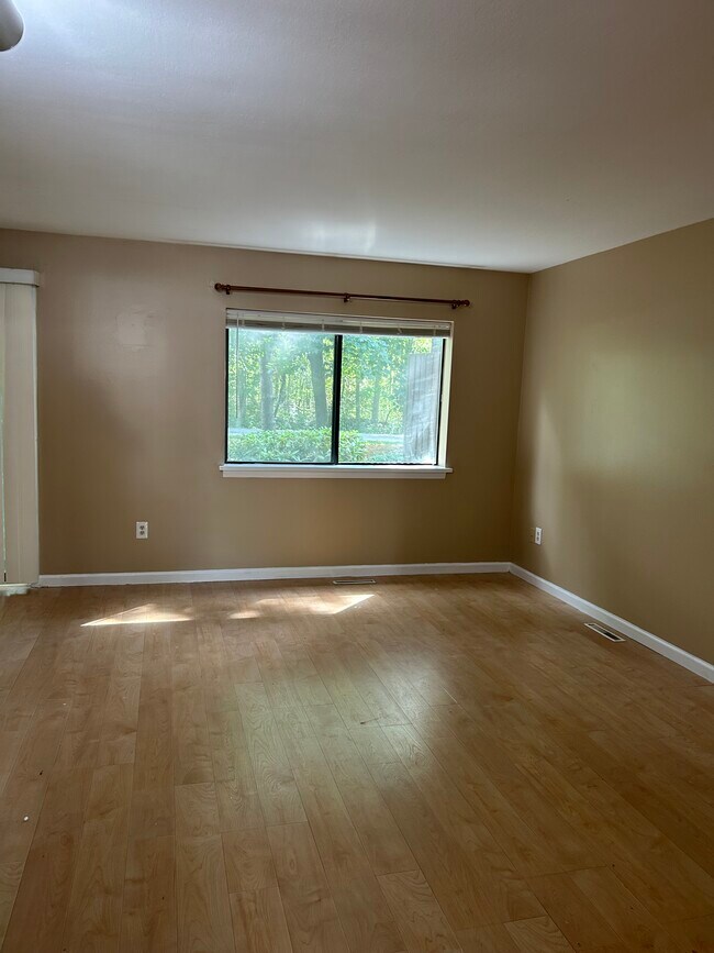 Foto del edificio - 11 Sunstone Dr