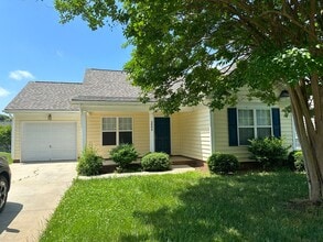 Building Photo - 2004 Tara's Trace Dr