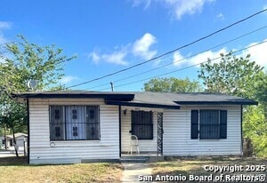 Building Photo - 601 Sterling Dr