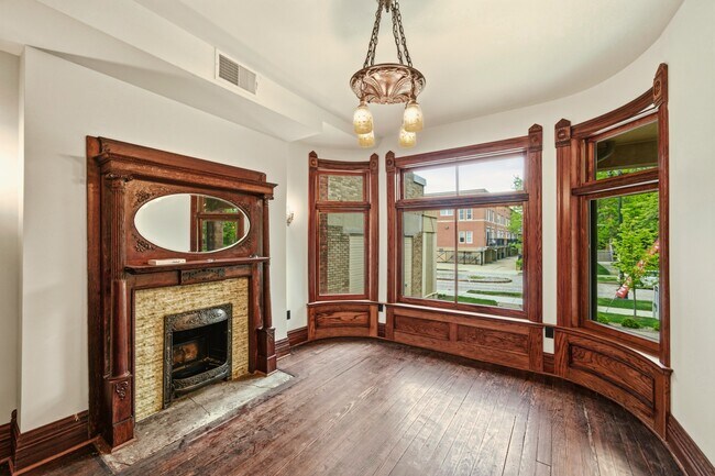Foto del edificio - 701 W Canfield St